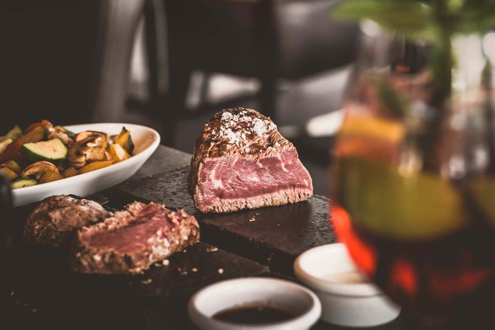 <p>Abacco's Steakhouse, Oberanger</p>