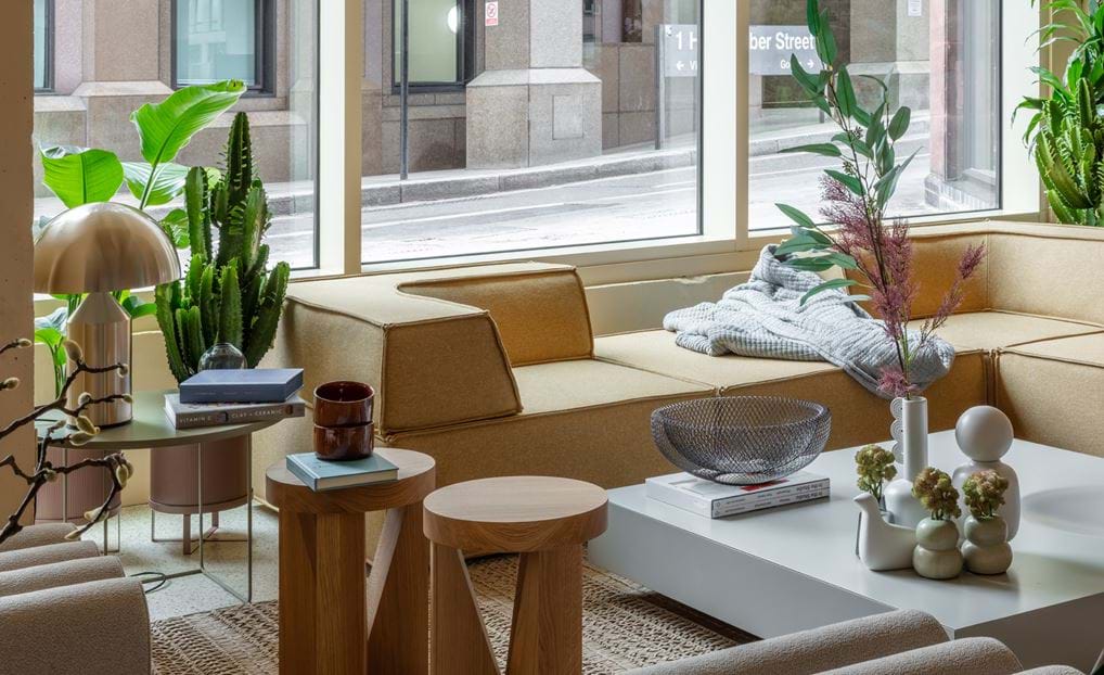 <p>Locke at Broken Wharf - Co working space.</p>