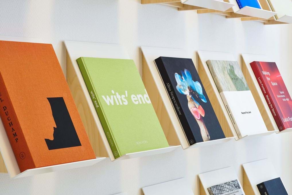 <p><a href="https://www.hauserwirth.com/locations/24849-hauser-wirth-publishers-headquarters/" rel="noopener noreferrer" target="_blank">Hauser &amp; Wirth</a></p>