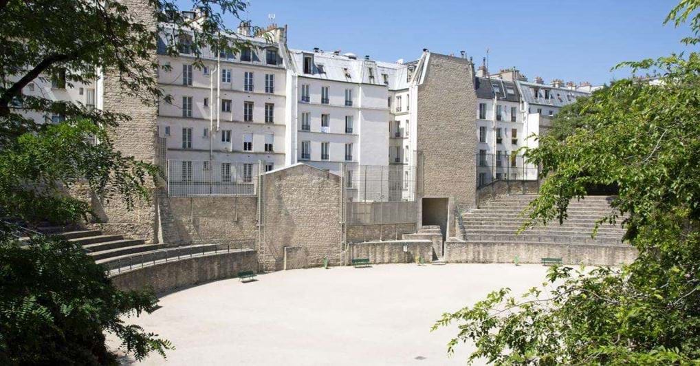 <p>Ar&egrave;nes de Lut&egrave;ce</p>
