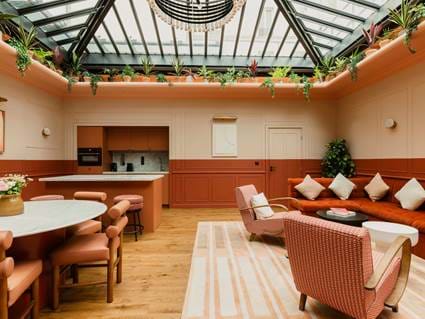 Roseraie Suite | Le Jardin de Verre by Locke, Paris